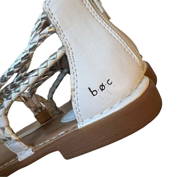 B.o.c Sedge White & Pewter
Womens braided gladiator sandals white size 9 GUC - Picture 3 of 14